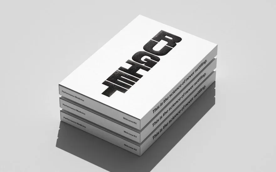 Rugiet hero packaging mockup branding