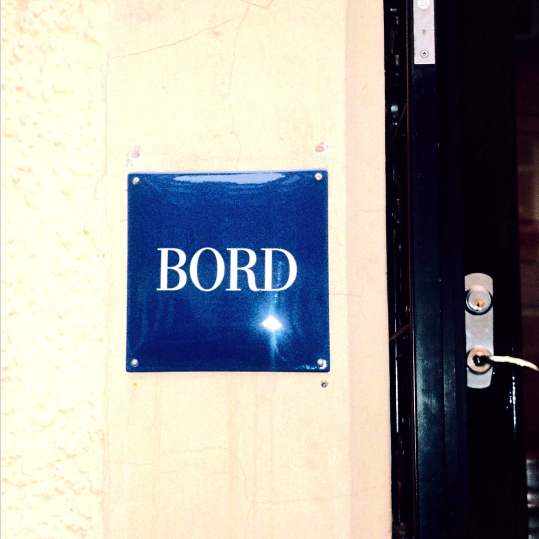 Bord Restaurant Visual Identity and Web Branding