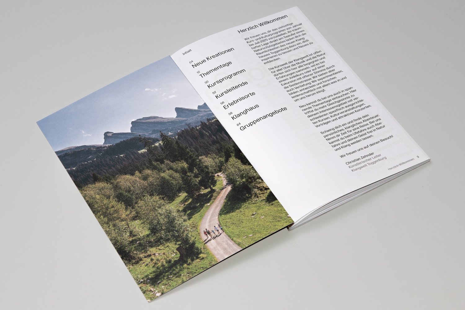 Klangwelt Toggenburg brochure open spread
