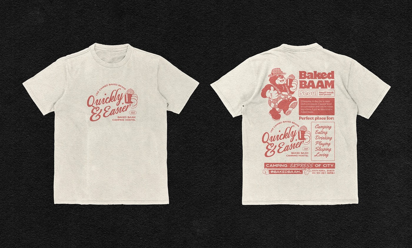 Camiseta gráfica blanca con ilustración de marca de identidad visual de Baked Baam y marca denominativa: empaque de panadería de Monga Design