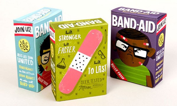 organic branding custom bottle packaging showing classic vintage branding style