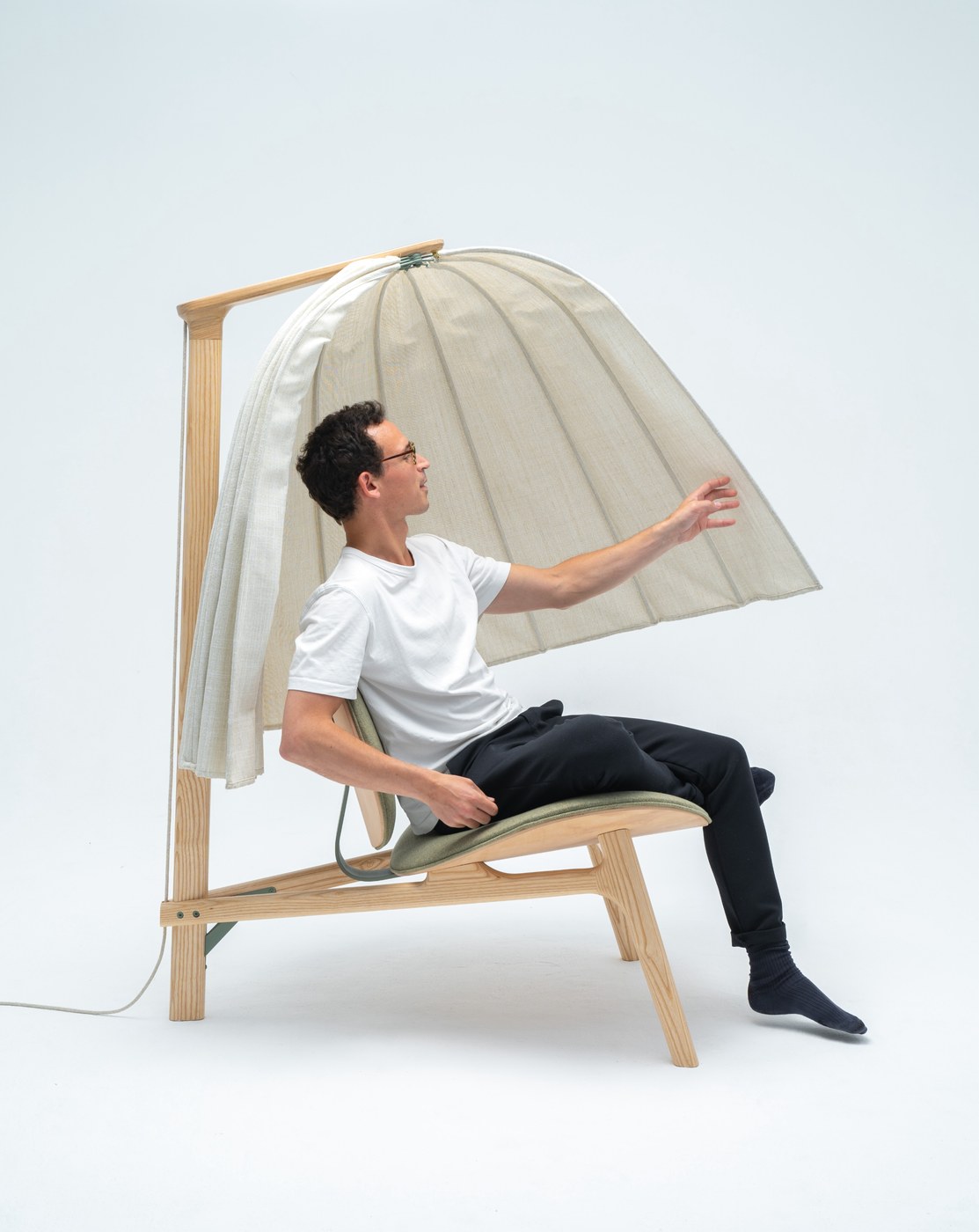 Shanti Meditation Chair Industrial Design by Futurewave