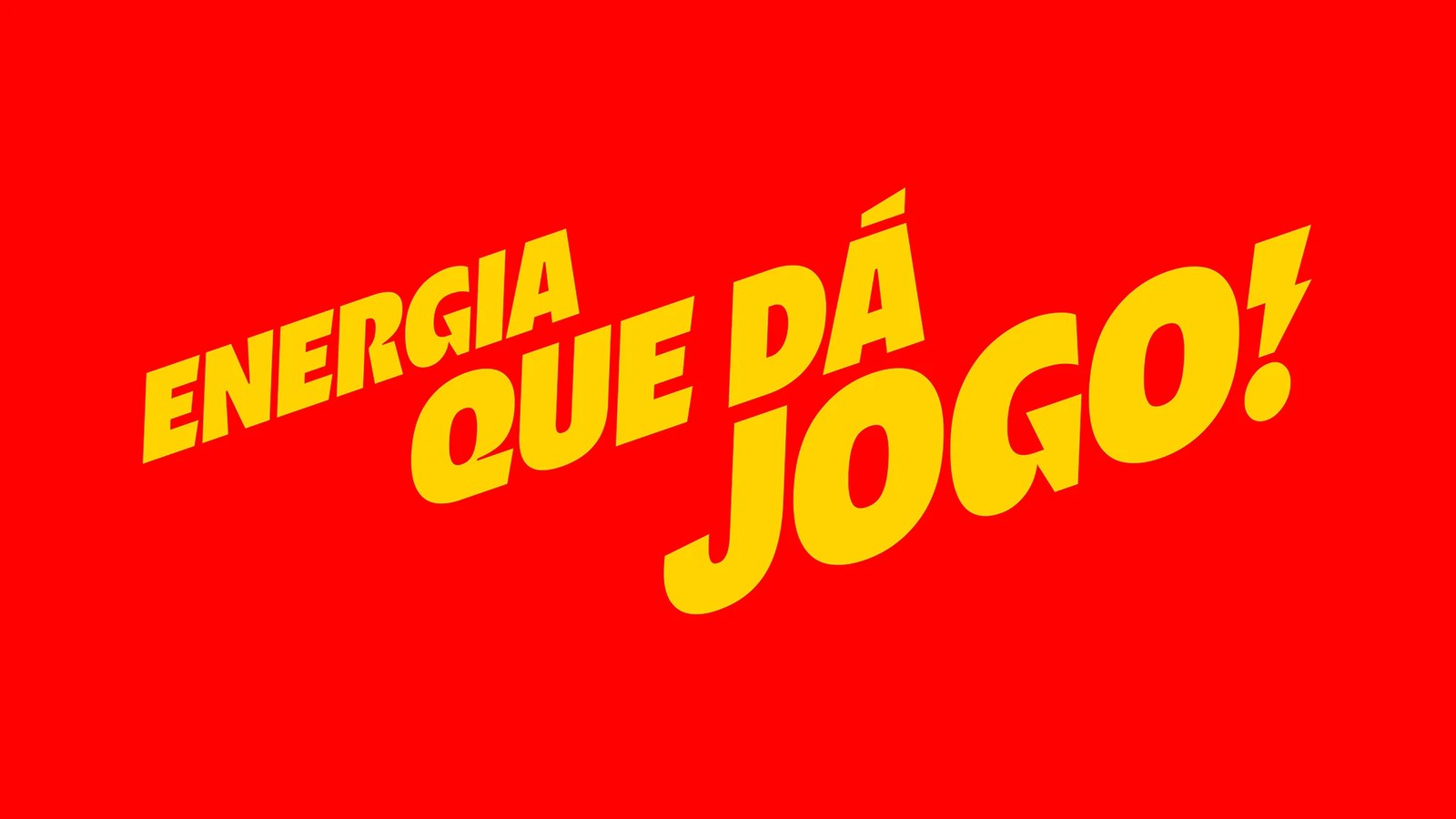 Diagonal yellow headline Energia Que Dá Jogo showing notched G, Q, and lightning exclamation mark — type design by Plau Design