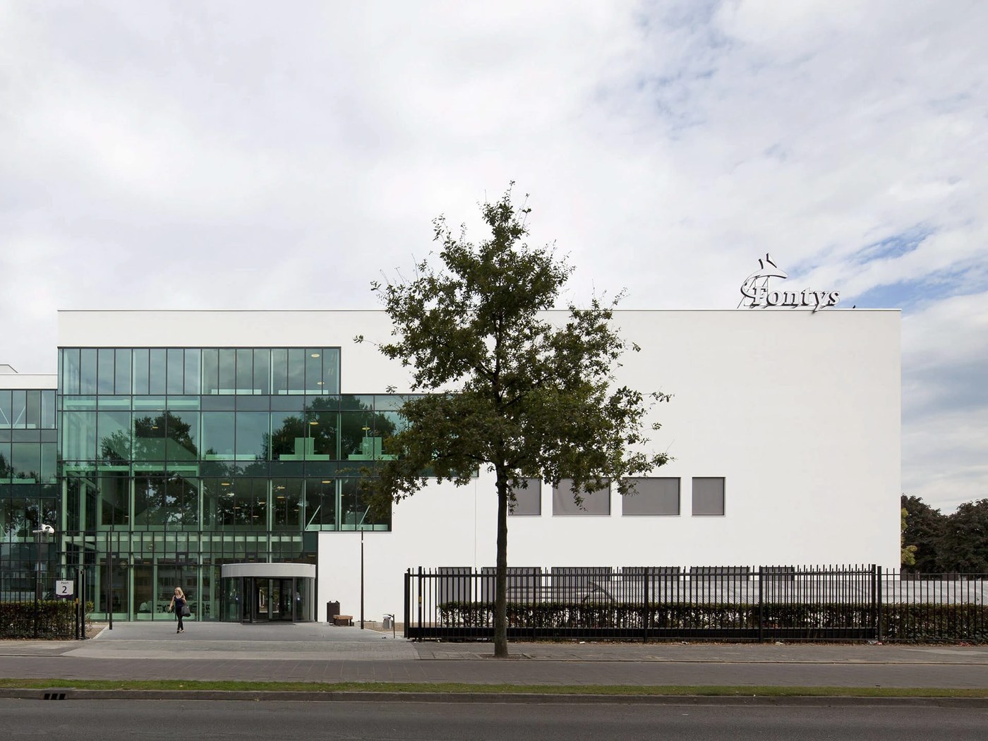 Fontys University R3 building exterior glass facade — spatial design by Silo