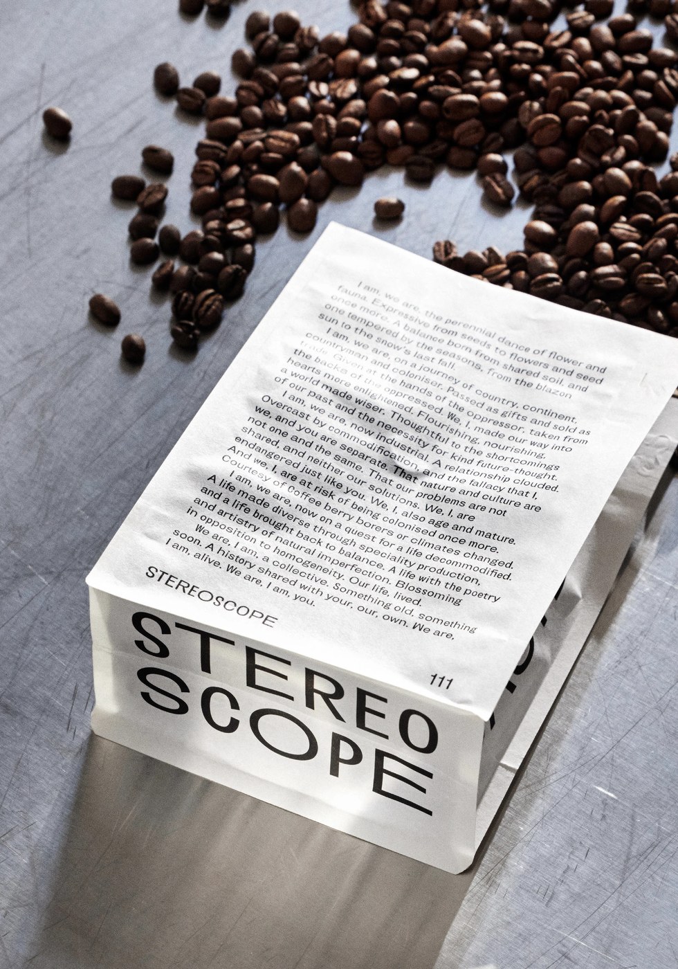 Stereoscope Coffee shipping packaging design cartons stacked with efficient space-saving geometry by OlssønBarbieri