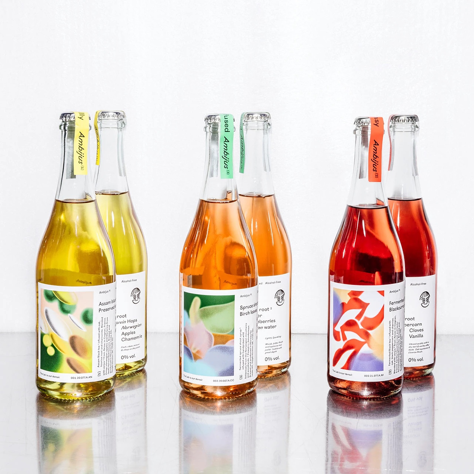 Best of the Week: Monospaces, Engraved Cotton, and Can Wine