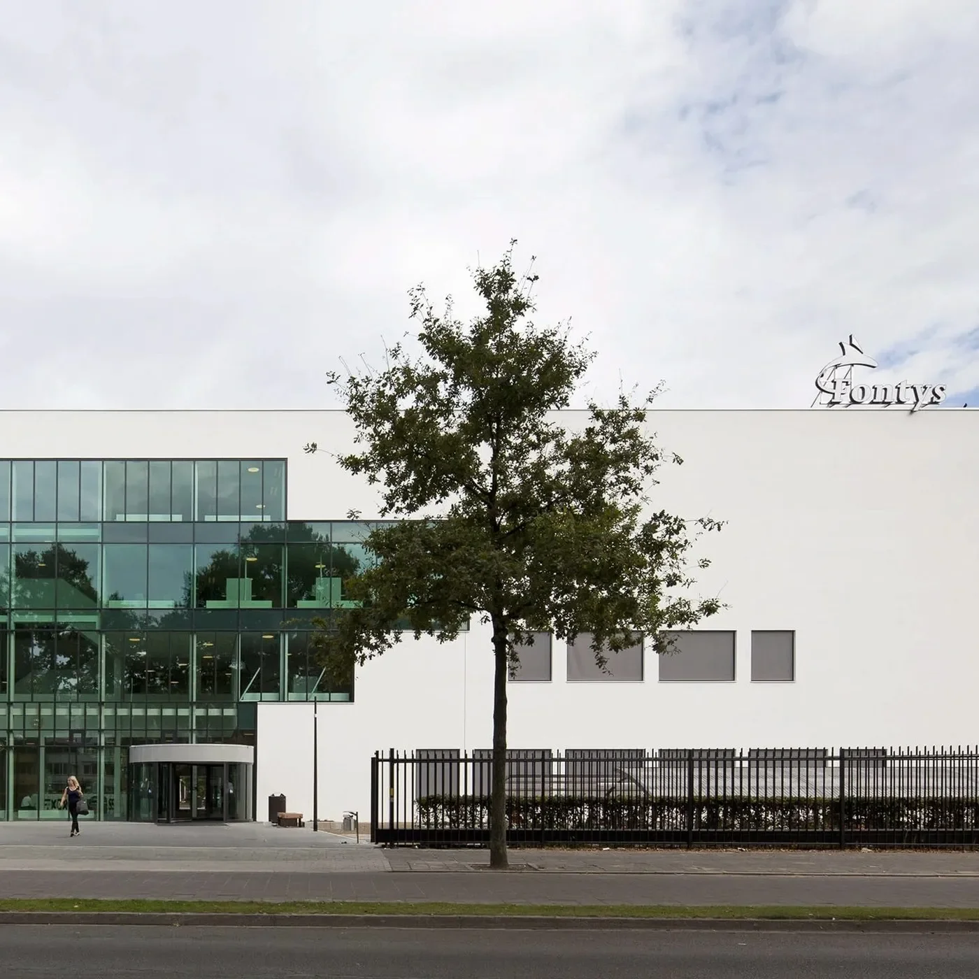 Fontys University R3 building exterior glass facade — spatial design by Silo