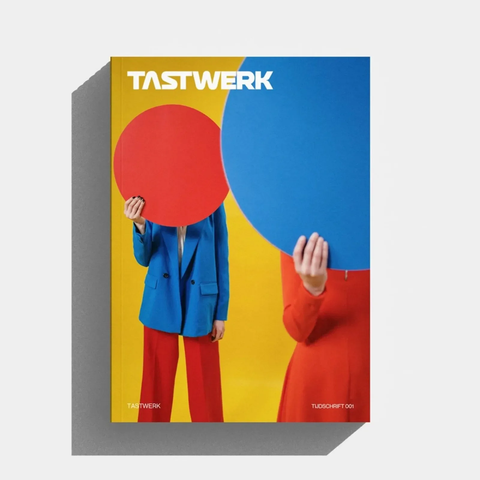 TASTWERK Tijdschrift 001 editorial design system overview by Wessam Hussien showing three-column grid typography, color palette, and print spread