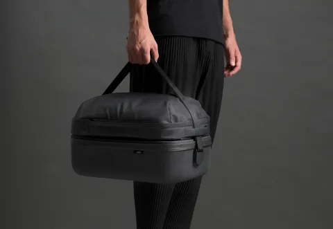 Hop, adaptable luggage can be utilized additionally as a backpack