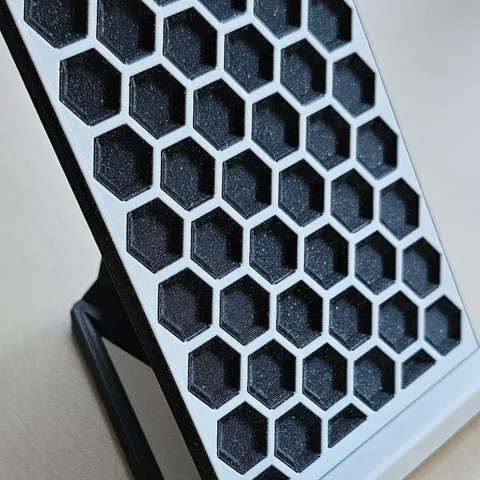 3D printed stand: Hexagon structural grid by Boogie
