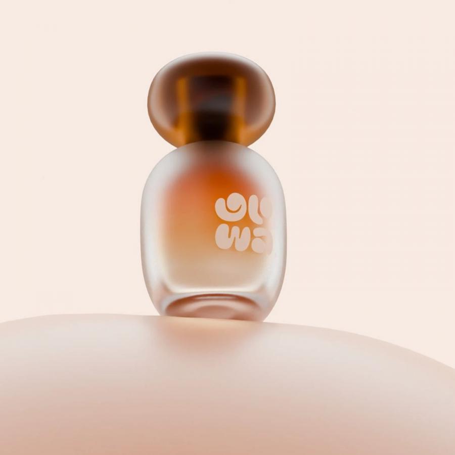 GLOWA® Skincare Branding & hero shot — packaging design by Creavora ®